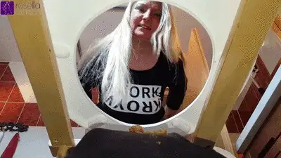 RosellaExtrem - Extreme toilet chair feeding! Living toilet filled with shit, piss and snot!