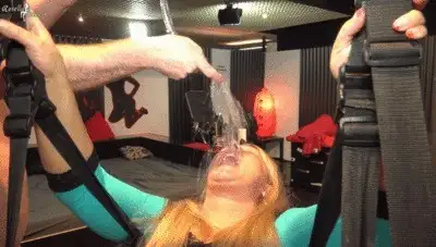 RosellaExtrem - Perverse-Piss-Excesses in the love swing! Part 1