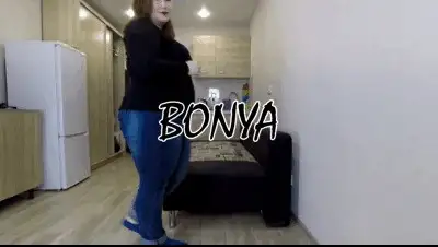 BONYA - Amazing BBW Sexy Pooping
