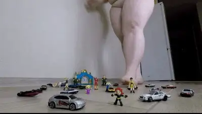 BONYA - Giantess Destruction
