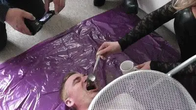 Scat and Piss Femdom - Backstage cam of Lisa and Roxy Afternoon Shit Piss and Vomit Party