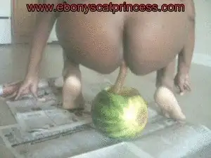 EbonyScatPrincess Scat Domain - Shit in a Melon ~ Your healthy Fruit Snack(avi)