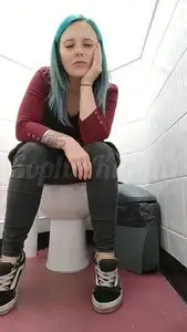 SophieKnight - Public toilet front view of me peeing