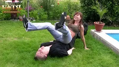 Mistress Katjas Clips & Pictures - 02-005 - Extreme Pain! Butt Drops at the Pool! (WMV - HQ - High Definition)