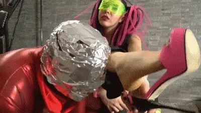 Gaia Femdom - MISTRESS GAIA - METALHEAD FOOTLICKER TOY - HD