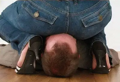 Boss Girls Productions - Jeansfacesitting torture with Lexa! (WMV Low Resolution)
