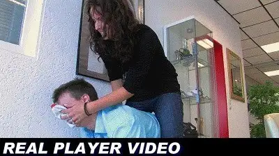 Boss Girls Productions - Smell the socks (Realplayer)