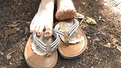 Madame Marissa - Sweaty spit-soaked slave meal in my flip flops