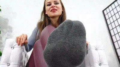 Boss Girls Productions - Smell that intense foot odor, sock wanker!