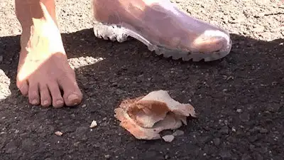 Madame Marissa - Sweat-soaked toast in see-through rubber boots