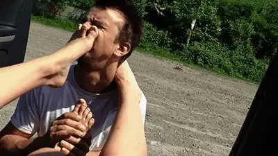 Madame Marissa - Mean foot worship after jogging