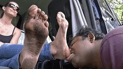 Madame Marissa - Slave coerced to lick muddy feet and flip flops
