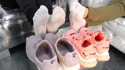 Boss Girls Productions - Quadruple cheese sock scent! - small version