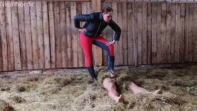 Miss Nica Nordic - Stable slave in manure