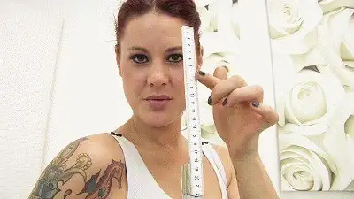 Boss Girls Productions - Mercedes got sexy hands