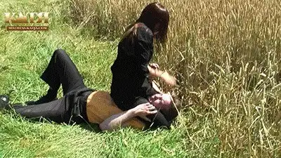 Mistress Katjas Clips & Pictures - 02-002 - Scissoring and beating (WMV - HQ - High Definition)