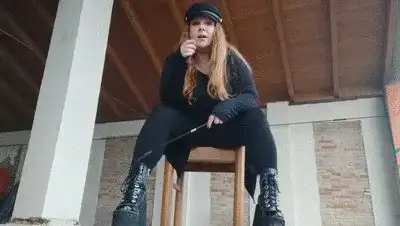 Lady Phoenix - Ricattato