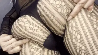 Goddess Nika - Paypigs Wanted
