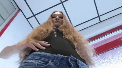Boss Girls Productions - Lisa L. drains you!