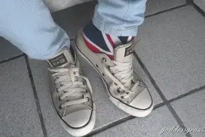 Goddess Grazi - Foot odor