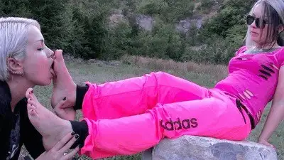 FeetExtreme - Pink and Sweaty