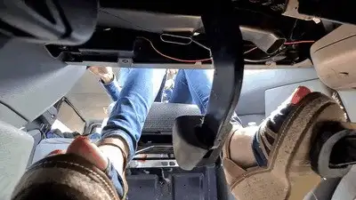 Madame Marissa - Different angles of pedal pumping and driving (small version)