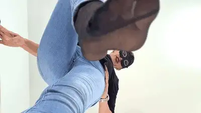 Madame Marissa - Trampling your face relaxes me!