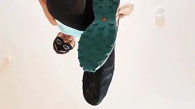 Madame Marissa - Trampling the pattern into your face - so everyone will see it!