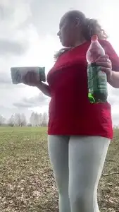 LadyVikkiWet - Outdoor game part 2