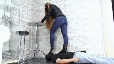 Lady Nora - Trampling and sock inhalation - small version