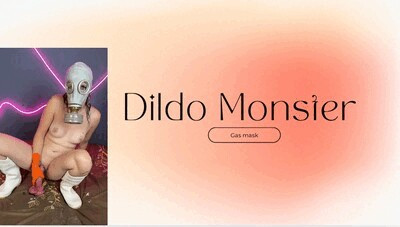 gas mask gp5 and big dildo